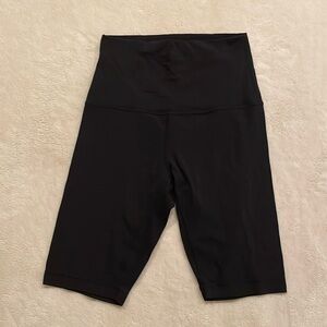 Brand new LULULEMON biker shorts!